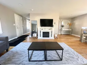 King Beds-Private Home w Office & Fenced Backyard - Image 4