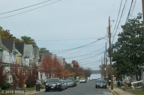 Great Historic Cambridge Home With Parking! - Image 3