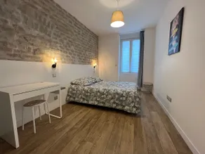 🟢AIR-CONDITIONED 3-PERSON APARTMENT, Near Downtown - Image 3