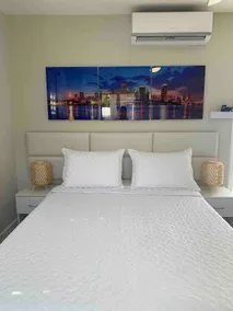 Refreshing Modern Retro Studio w/ pool &Jacuzzi - Image 2