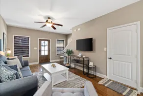 Downtown Luxury 2Bedroom Townhome - Image 3