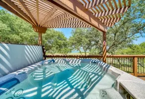 Parkview Retreat- Lake View • Fire Pit • Hot Tub - Image 5