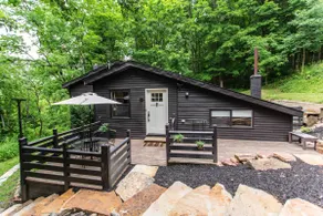 KLAE House - nestled among the trees - Image 3