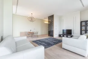 Stylish elegant Apartment in Torre Solaria with exclusive Milan's view - Image 3