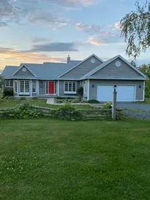 River’s Edge Cottage - Image 2
