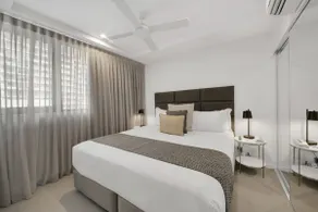 Riverside Apartment with King Bed, Parking & Pool - Image 2