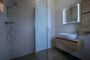 Apartment Iris - Image 4