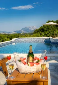Villa My Peace with heated pool near Omiš & Split - Image 2