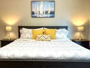 Redondo Haven - 5bd 3ba 15 min from SeaTac - Image 3