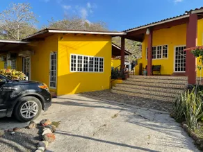 Charming house with pool minutes from the beach! - Image 5