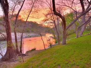 Stunning River Home, 5/5, 200' River Front - Image 3