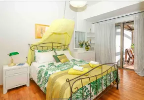 Yellow Sun Marine Apt - Image 4