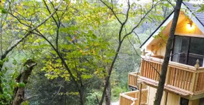 5BR Vacation Home in the Mountains, Hot Tub & More - Image 4