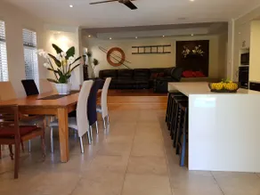 Scarborough Tropical Retreat Close to Beach! - Image 5