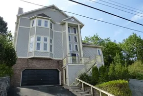 Bright sunny B&B overlooking Bedford Basin - Image 2