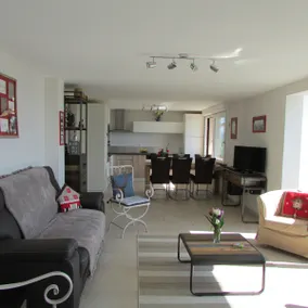\"LA PARENTHÈSE\": 4-Star Getaway - Panoramic View over Lake Bourget. - Image 4