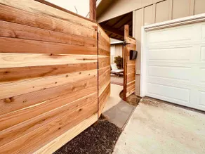 Simple & Sleek Place- Outdoor dining - Image 3
