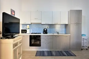 Cartoe apartment with AC, Wi-Fi and furnished courtyard - Image 4