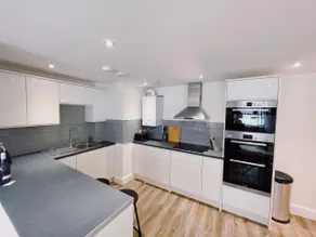 Prosper House Apartment 2 - Image 2