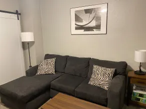 Contemporary and beautiful 1 bedroom unit - Image 2