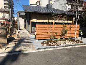 Shiokamiki Village Free parking is provided, and the entire building is rented out Dirt floor living room with wood stove - Image 2