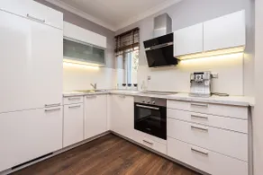 Sunset Beach Apartment - Image 5