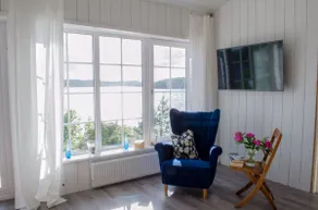 House Kilstrand directly on Lake Säven - Image 5