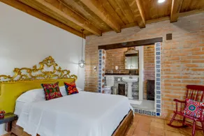 The Dreamers Quarters - Image 5