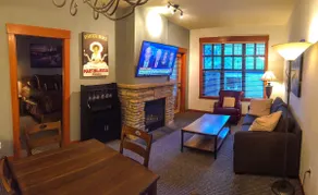 Top Floor Grand Sierra Village Lodge 530+ Reviews! - Image 3