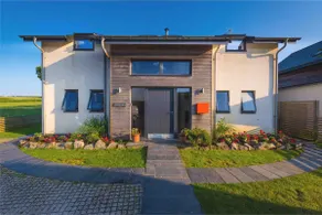 Amazing Home- Hot Tub, EV charger & close to Beach - Image 5