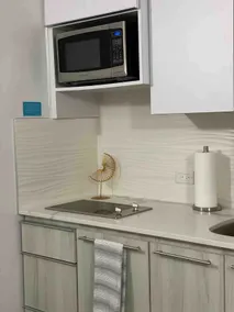 Villa Abril Apt. Close to the Beach w/PKG - Image 4