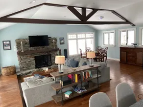 Dog Friendly Ski House with Hot Tub - Image 2