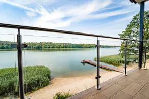 Apartment with lake view + private beach - Image 2