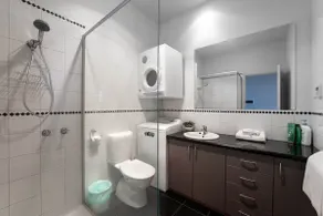 Raffless Apartment - Image 5