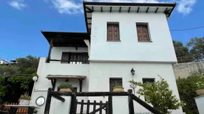 Iris Sea View Villa - Image 3