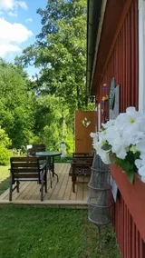 Guest house by the river. - Image 2