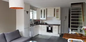 Wevio Stockholm Garden home | King Bed, Sleeps 4 - Image 2