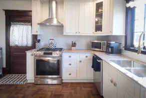 CHARMING Main Street Home: Beliggende i hjertet af Finger Lakes - Image 5