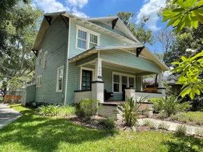 Walk to restaurants & Lake Eola - Image 2
