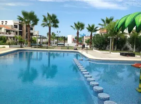 Relaxing apartment with swimming pools - Image 5