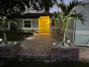 Mobbly House - Image 2