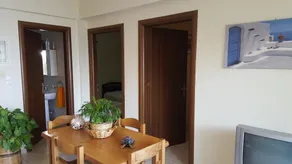 Sunrise 5 Apartment - Beautifully Located Air Conditioned 3 Bedroom Above Beach - Image 3