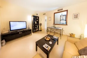 Sun & Sea Lounge Apartment 50 meters from the beach - Image 4