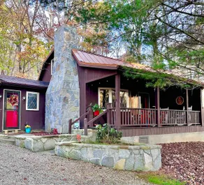 Hemlock Retreats - 6 Acres, Hot tub, Winery - Image 2