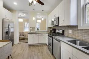 Lux, spacious, bright, near Loyola-beach & subway - Image 4
