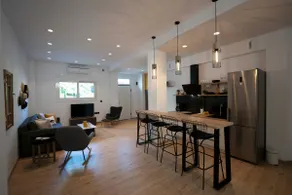 Modern 2bed 2bath loft in Acropolis area - Image 3