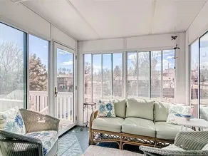 Cozy home close to mountains, Red Rocks, and lake! - Image 3