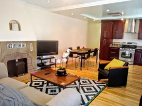 Creekside Unit in Vibrant Dimond District - Image 3