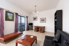 Amazing Seafront Flat Mellieha (Sleeps 6) ACs AAA+ - Image 2