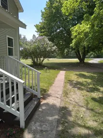 Historic Moore Manor - Image 3